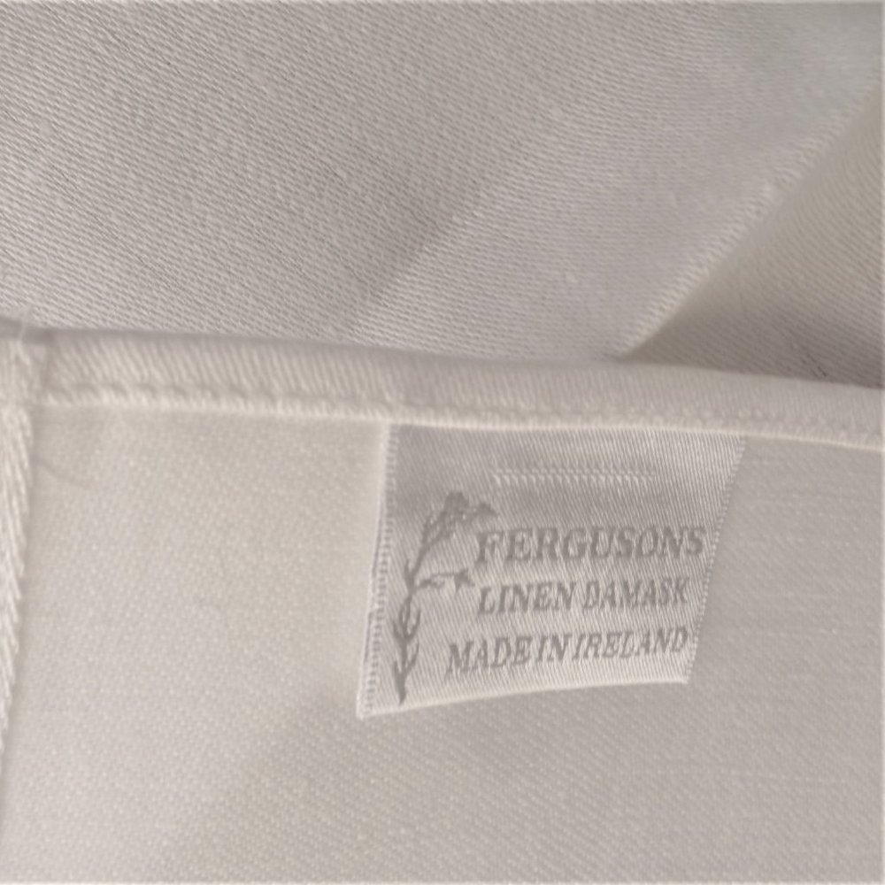 100% Irish Damask White Linen Napkins. Set of 4.